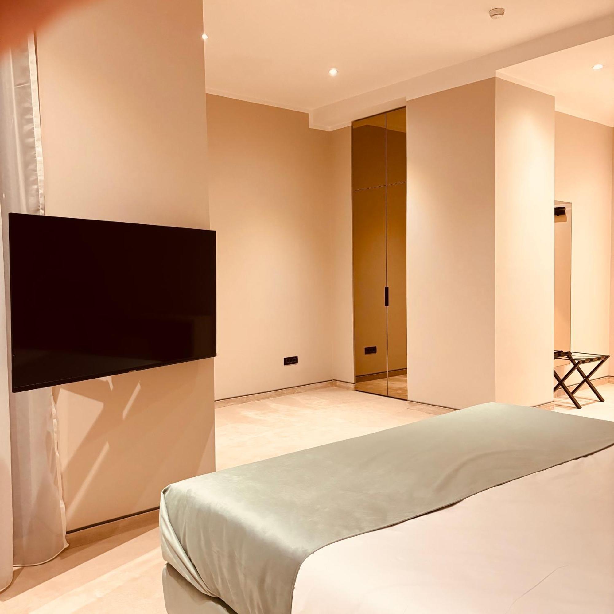 Hotel Clipa Ντρομπέτα-Τούρνου Σεβερίν Εξωτερικό φωτογραφία